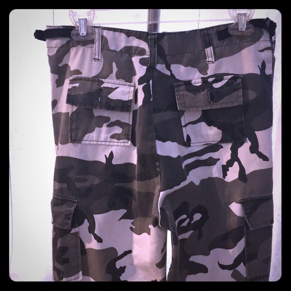 One of a kind Lexa Vonn camo patchwork cargo pants - Picture 5 of 12